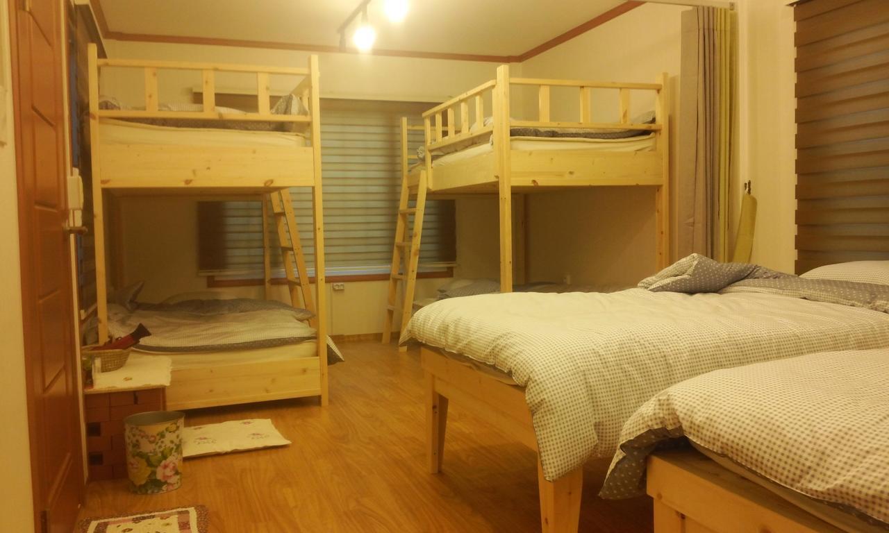 Geoje Ton Ton Guesthouse Εξωτερικό φωτογραφία