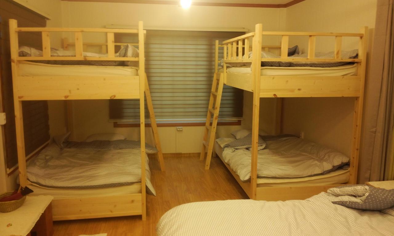 Geoje Ton Ton Guesthouse Εξωτερικό φωτογραφία
